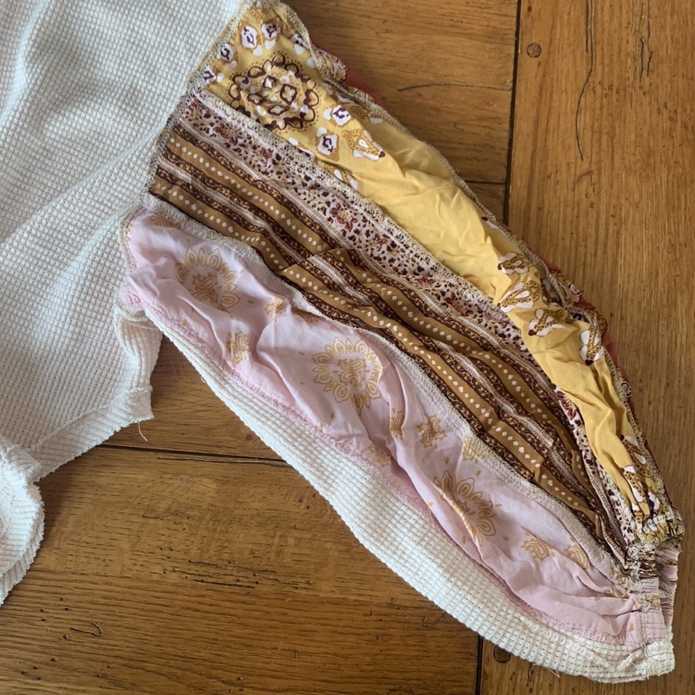 Free People We The Free Blossom Thermal Top Women’s Rose Waffle Shirt Size Small - Picture 8 of 9